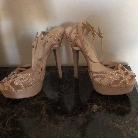 Anne Michell high heel fashion shoe. - Picture 4 of 7